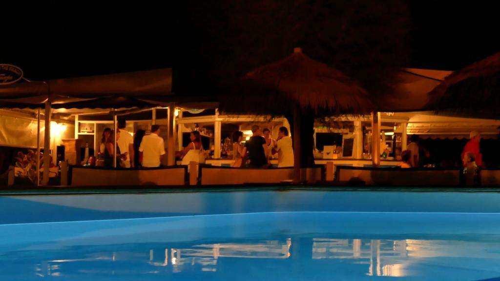 Bed & Breakfast Venezia Marina Di Carrara Exterior foto