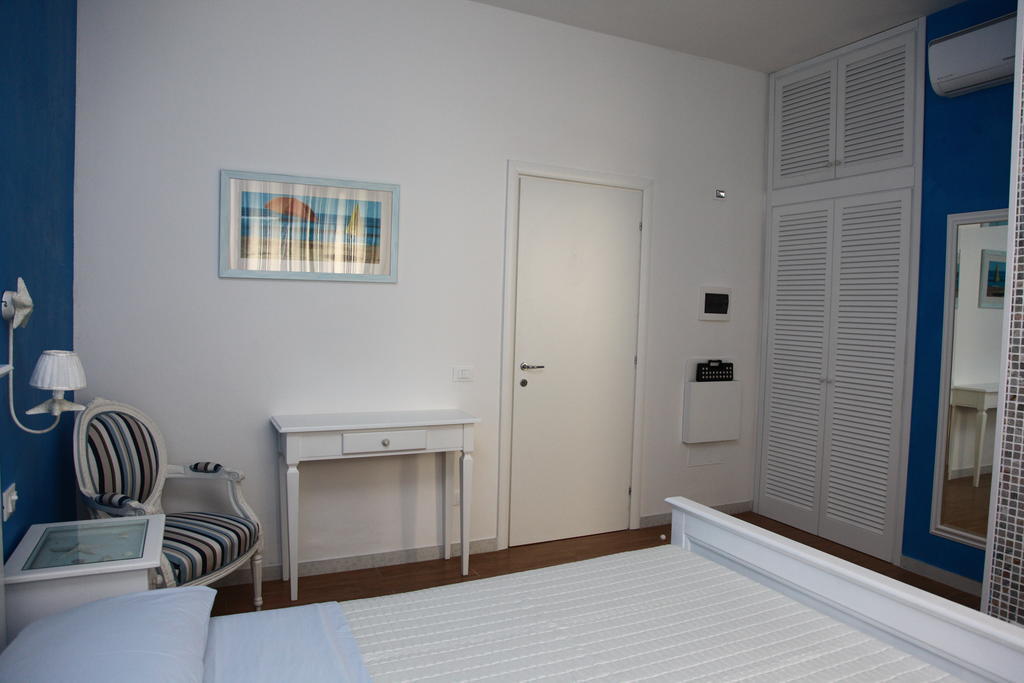 Bed & Breakfast Venezia Marina Di Carrara Exterior foto