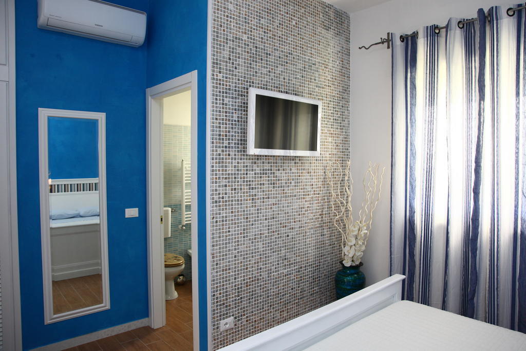 Bed & Breakfast Venezia Marina Di Carrara Habitación foto