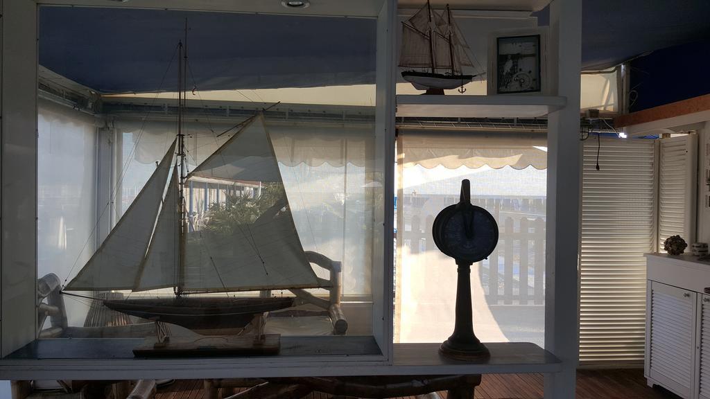 Bed & Breakfast Venezia Marina Di Carrara Exterior foto