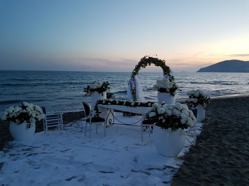 Bed & Breakfast Venezia Marina Di Carrara Exterior foto